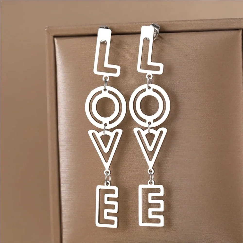 NEW TRENDY LOVE DROP SILVER EARRINGS - Picture 1 of 3